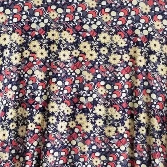 Lularoe ladies floral Perfect T asymmetrical pullover cotton tunic scoop neck XS - Picture 9 of 10